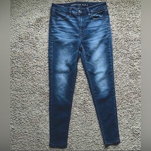 🔥EUC AMERICAN EAGLE 🦅 SUPER CUTE&COMFY&HIGH RISE LEGGING(SHORT)WELL FITTED!!!!